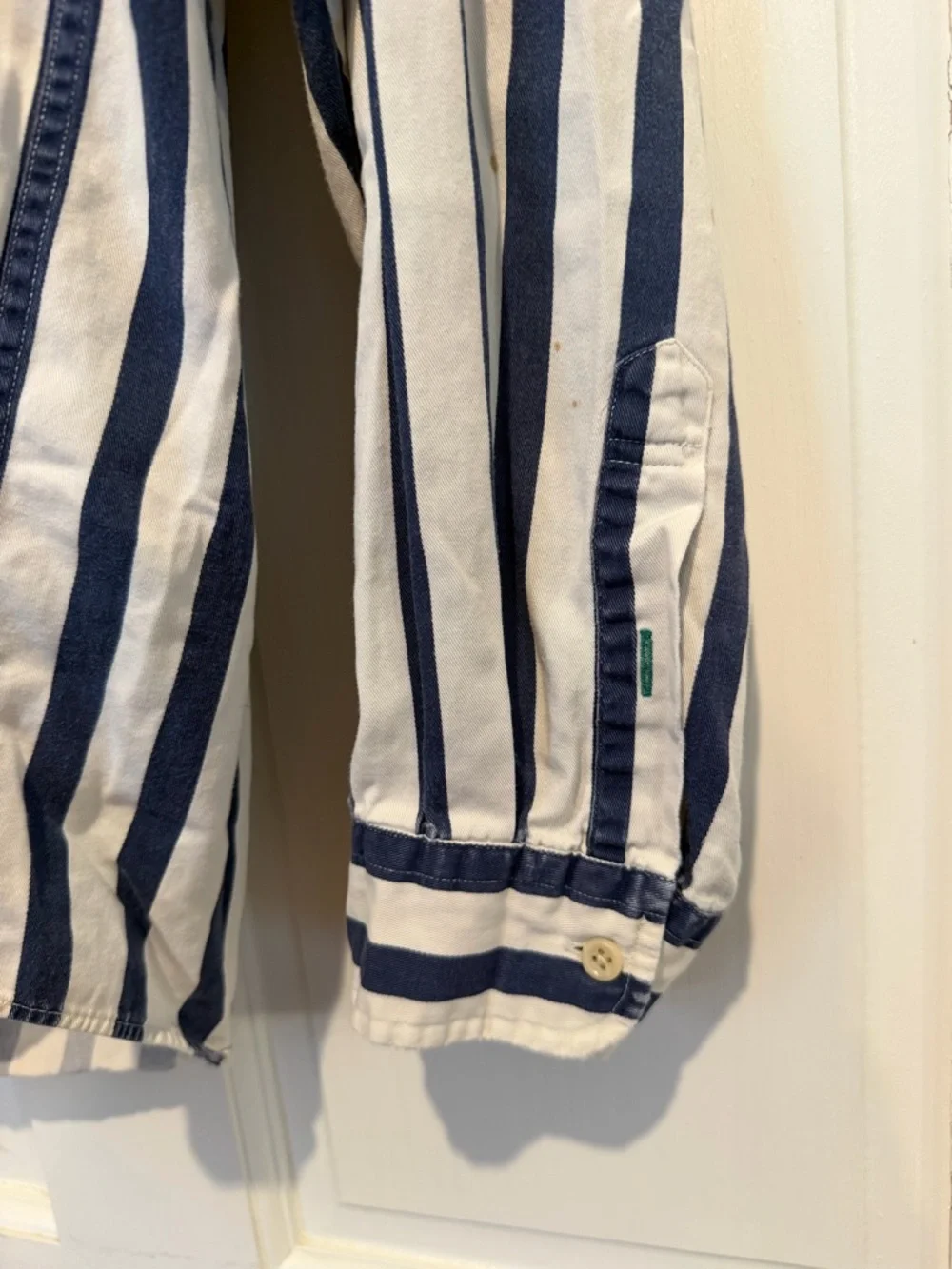 Vintage 90s Tommy Hilfiger Men’s Navy & White Vertical Stripe Button-Down Shirt - Picture 3 of 8